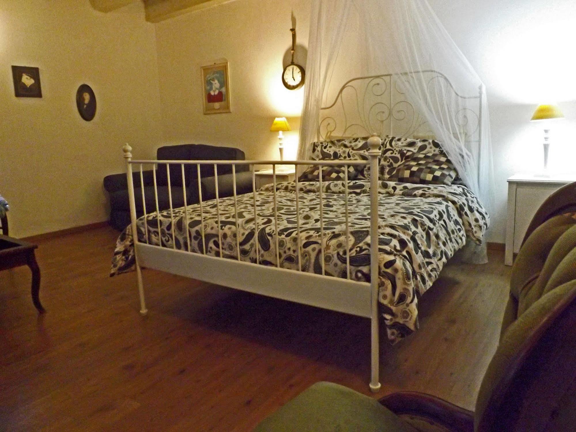 Agriturismo Monaci Templari Seborga Bagian luar foto